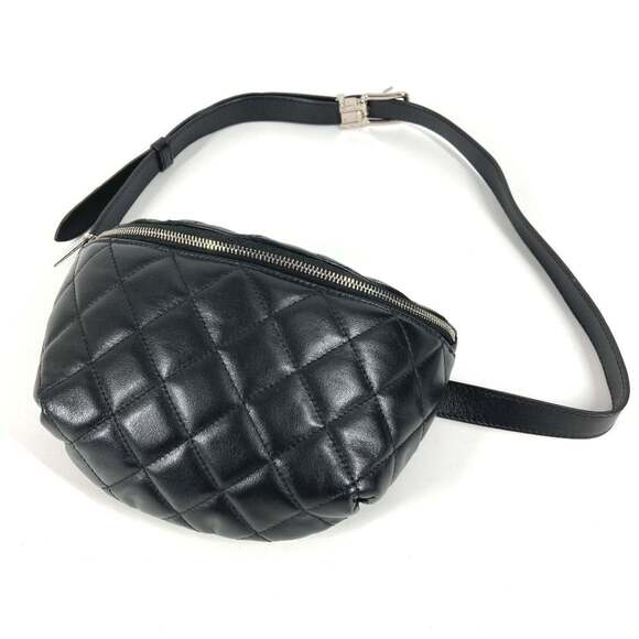 CHANEL Black Leather Logo Shoulder Bag - Picture 3 of 13